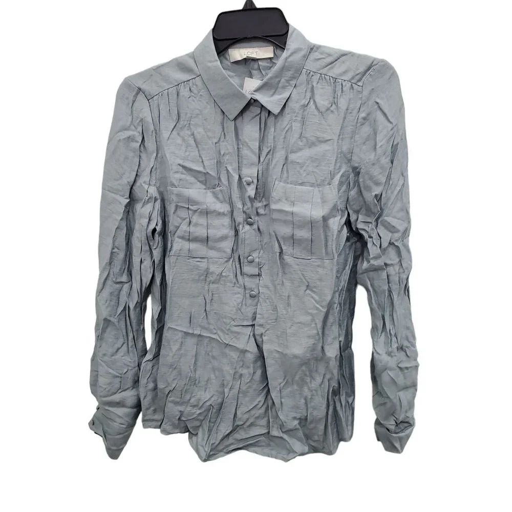 Ann Taylor LOFT Women's Slate Blue Lightweight 1/2 Button Long Sleeve Top NWT S‎
